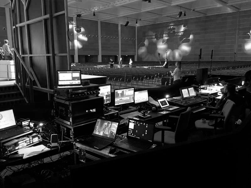 03Live Service