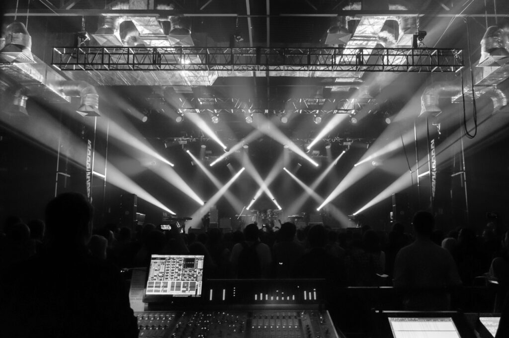 03Live Service